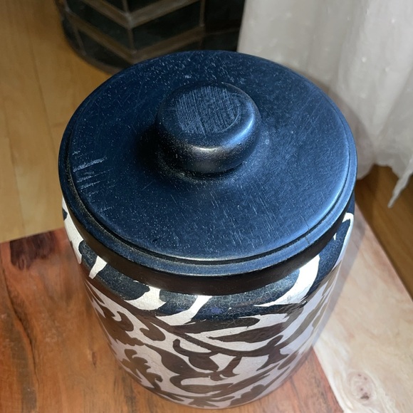 Unique Versatile Black and White Floral Ceramic Jar - Picture 5 of 12
